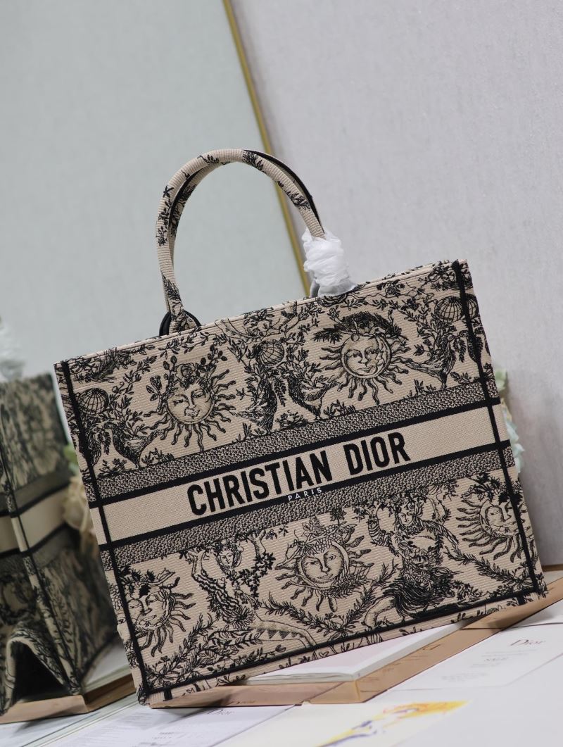 Christian Dior Shopping Bags